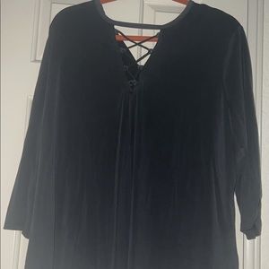 Black criss cross front 3/4 length sleeve shirt: Maurices, size 2